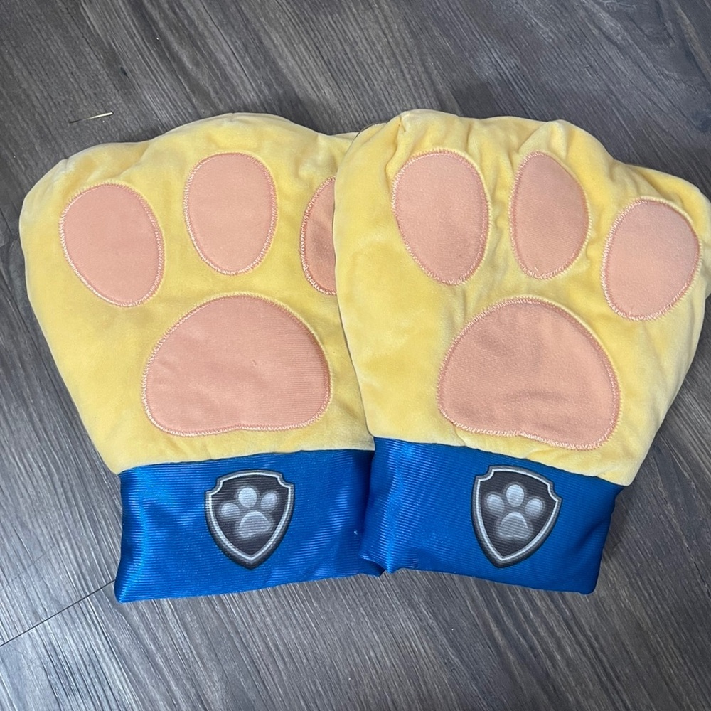 Paw Patrol Yellow and Blue Mittens with Paw Design & Sound Effects
